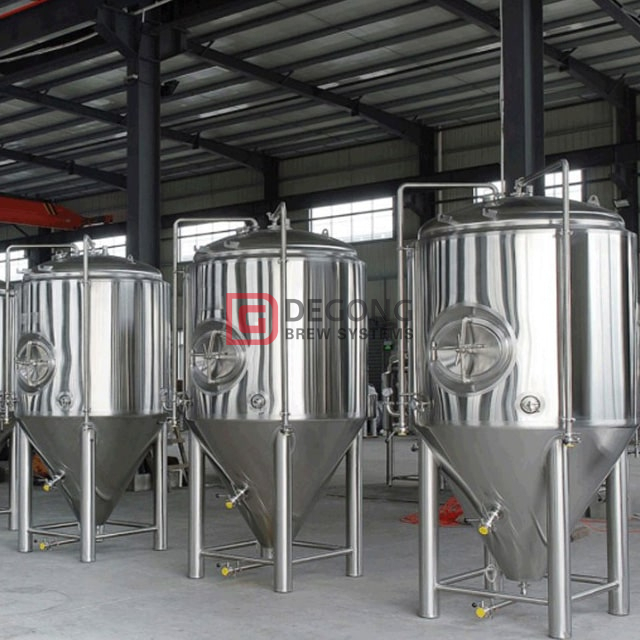 10BBL 발효기 장비 맥주 양조 기계 더블 재킷 Unitank CCT Brewpub 제조 업체